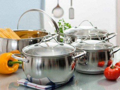 Мутные стекла на крышках кастрюль и сковород можно отмыть за минуты: рабочие способы