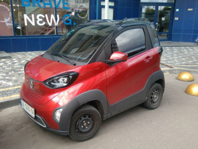 В Україну почали завозити бюджетний електромобіль від GM