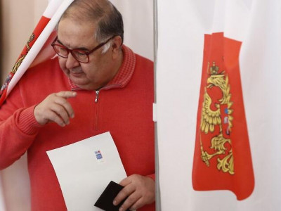Немецкая полиция провела обыск на яхте российского олигарха Усманова