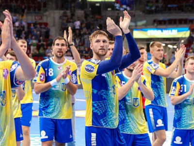 Відомий співак написав україномовну версію гімну для запорізького гандбольного клубу