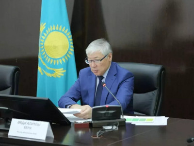 Под председательством акима области Ұлытау Б. Әбдіғалиұлы прошло очередное аппаратное совещание