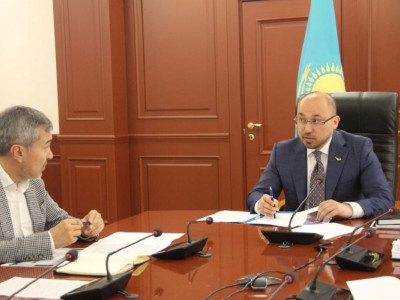 Акан Сатаев покинул пост руководителя Казахфильма