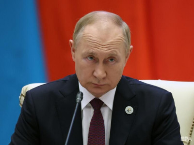 Родителям Путина на кладбище принесли записку: Ваш сын безобразно себя ведет