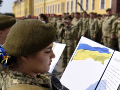 Перенос начала военного учета женщин на октябрь 2023 года вступил в силу