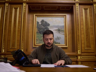 Владимир Зеленский провел телефонный разговор с президентом Франции: о чем договорились