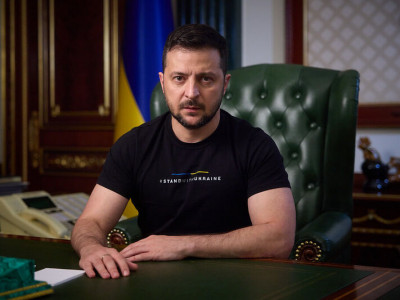 Усиление санкций, ситуация на ЗАЭС и заявка Украины в НАТО. В Офисе президента рассказали подробности разговора Зеленского с Макроном