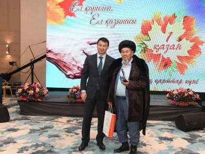 ТУРКЕСТАН: ДАРХАН САТЫБАЛДЫ ЧЕСТВОВАЛ ВЕТЕРАНОВ И ПОЖИЛЫХ ЛЮДЕЙ