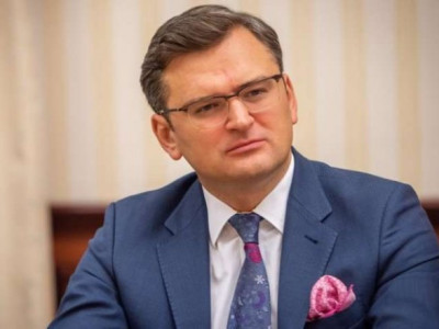 Кулеба: те, кто предлагает Украине отказаться от ее людей и земли, не должны прикрываться словом мир