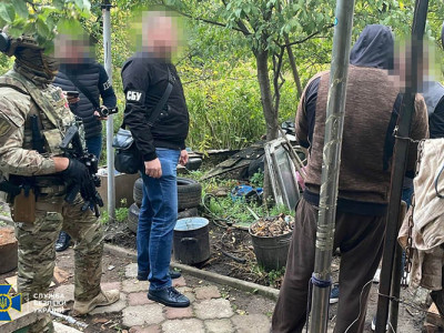 В Днепре ликвидировали мощную нарколабораторию, которую «крышевал» местный правоохранитель