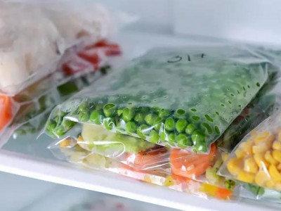 Какие продукты становятся вредными для здоровья после заморозки и почему так происходит