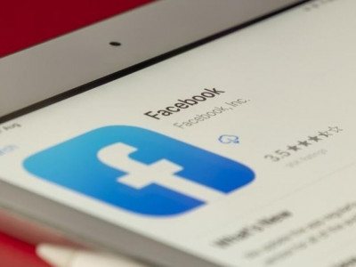Facebook обновляет настройки ленты