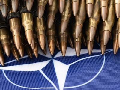 Єврокомісар пояснив, чому Україну на цей момент не можуть прийняти до НАТО