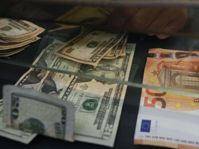 Курс валют в обменниках на 7 октября: сколько стоят доллар и евро