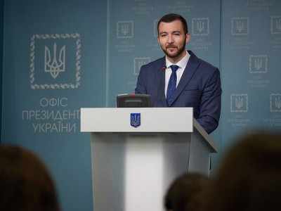 У Зеленского заявили, что он еще не решил, ехать ли на саммит G20 в Индонезии