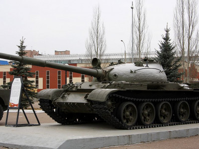 Такого танка на Украине еще не было. Россия отправляет на фронт музейные экспонаты