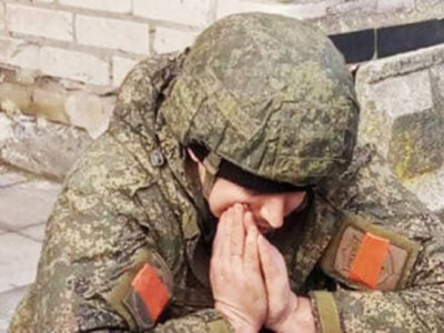 “Восемь человек уехали в госпиталь без ног, без рук”: российский оккупант рассказал об окружении ВСУ