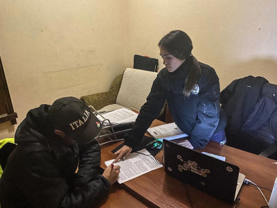 Вытолкнул соседа с балкона: харьковчанину объявили подозрение