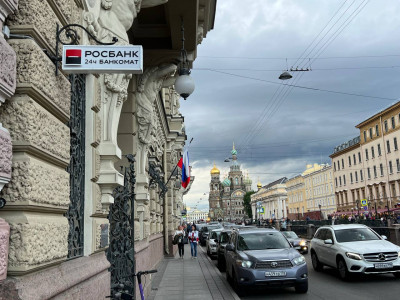 Росбанк повышает втрое минимальную сумму перевода долларов в …