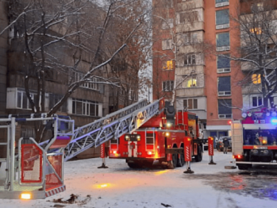 В пятиэтажном доме Алматы произошел пожар