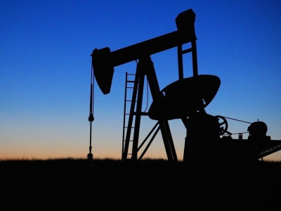 Цена российской нефти упала ниже предложенного ЕС потолка цен — Financial Times
