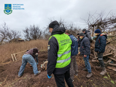 В селе на Херсонщине оккупанты расстреляли 7 мирных жителей - среди них и несовершеннолетнюю девушку