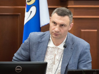 Кличко заявив, що до Різдва у Києві з’явиться ялинка незламності