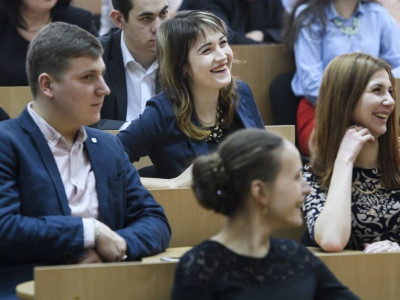 С нового года оккупанты собираются учить украинских студентов по российским стандартам