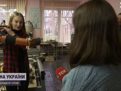 Луцкая школьница создала для саперов робота-аватара из пластика