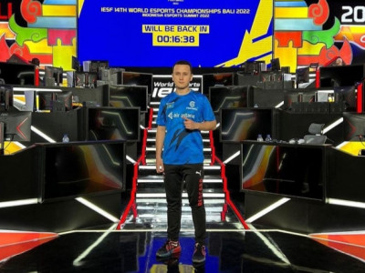 Абылайхан Redcard Ахметов завершил выступление на чемпионате мира от IESF по eFootball