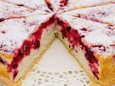 Мамины секреты Шарлотка с вареньем