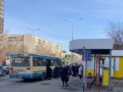 Транспортный коллапс в Семее: мёрзнет солярка, увольняются водители