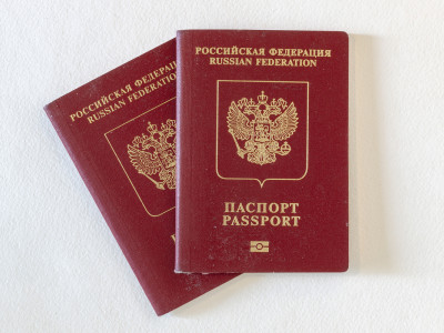 В ЕС не будут принимать выданные на новых территориях российские загранпаспорта — Financial Times