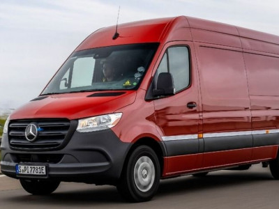 Mercedes-Benz вразив економічністю електрофургону eSprinter