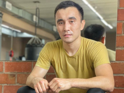 Казахстанский боксер после годичного простоя получил соперника на бой в Астане