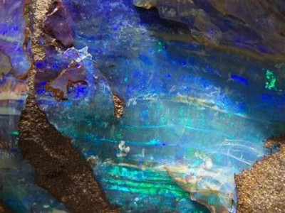 NASA обнаружило драгоценные камни на Марсе