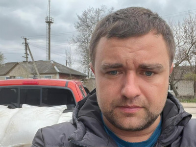В связи со смертью. Не сочувствую. Стефанчук подписал постановление о лишении мандата депутата-коллаборанта Ковалева