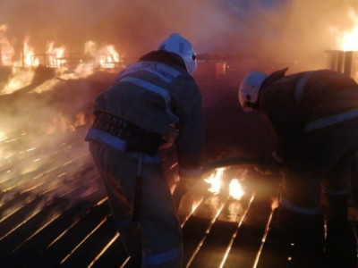 Пожар в Облаках на Шымбулаке тушили с помощью генераторов снега