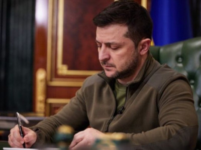 Зеленский написал письмо Макрону из-за российских спортсменов на Олимпиаде