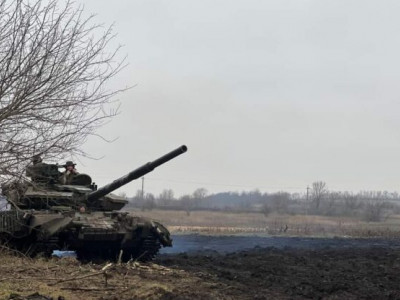 Окупанти вивезли все обладнання з лікарень Каховки, заклади зачиняють, – Генштаб