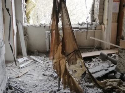 Под обстрел в Херсоне попали больница и жилые дома