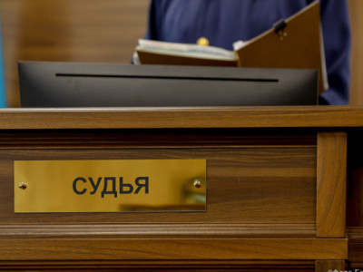 Дело о клевете: в Актобе директор школы выиграл суд против чиновника