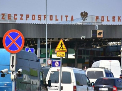 Польша вводит новые правила въезда для украинцев
