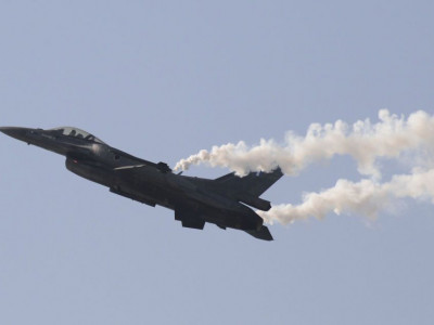 Военный аналитик опроверг фейк об истребителе F-16