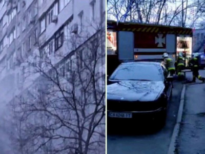 Дым охватил весь подъезд: в Корабельном районе - пожар в многоэтажке