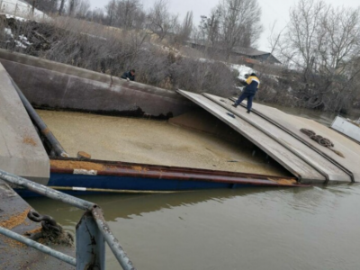В порту Рени затонула румынская баржа с 860 тоннами пшеницы