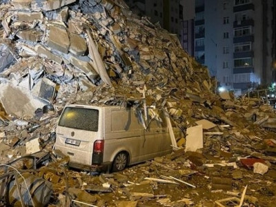 Правительство Грузии отправляет в Турцию спасателей и технику