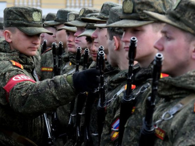 Росіяни створюють кадетські класи в школах на окупованій частині Херсонської області
