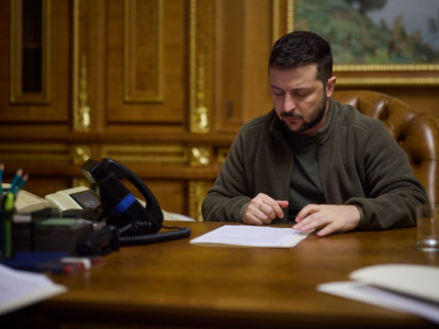 Президент предложил Верховной Раде продлить военное положение и мобилизацию