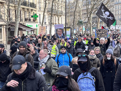 Во Франции 750 тысяч демонстрантов вышли против пенсионной реформы