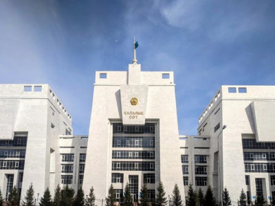 Минфин подал иск к ТОО Фирма Казинтерсервис за срыв поставки 4000 компьютеров